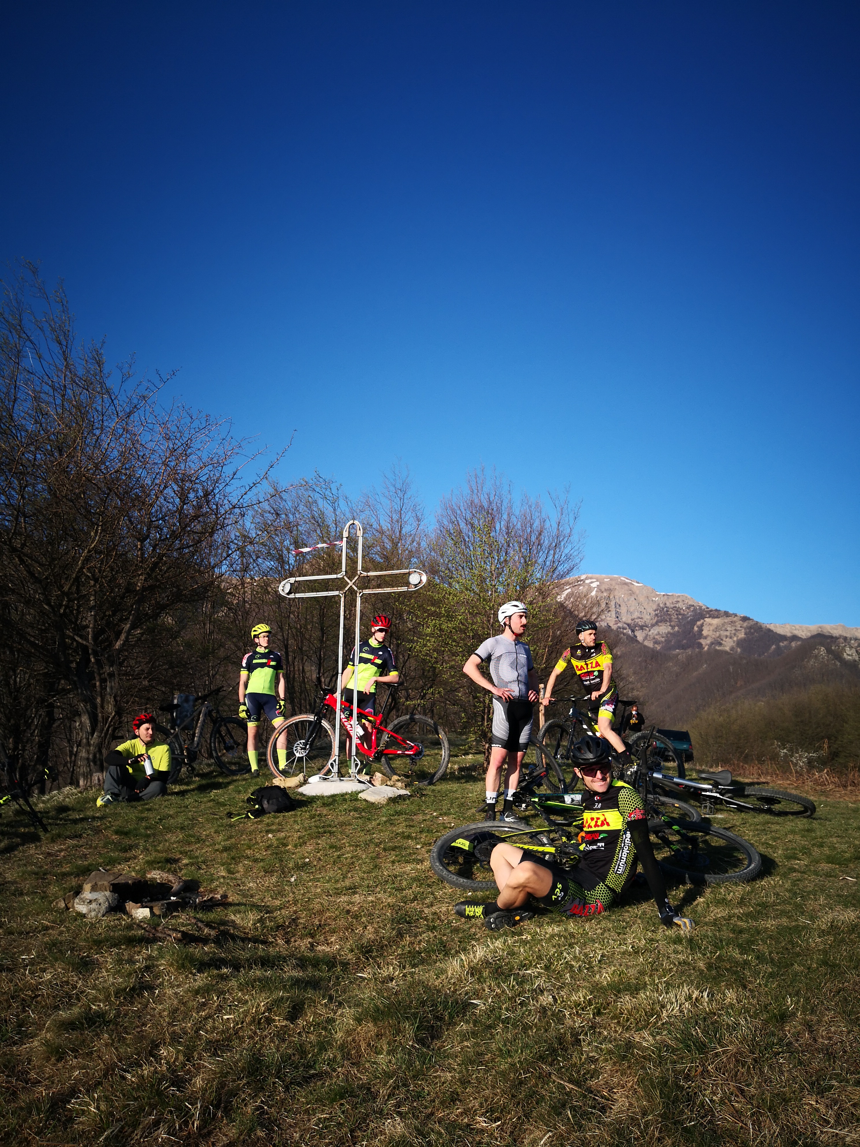 Sulla vetta del Monte Bosta